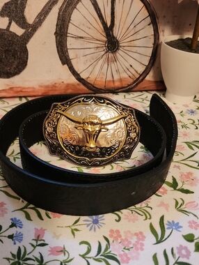 Men's Black Leather Belt with Gold Longhorn Western Buckle